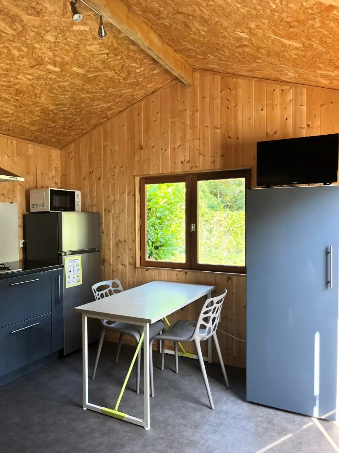 CAMPING LA FALOISE 2 étoiles★★