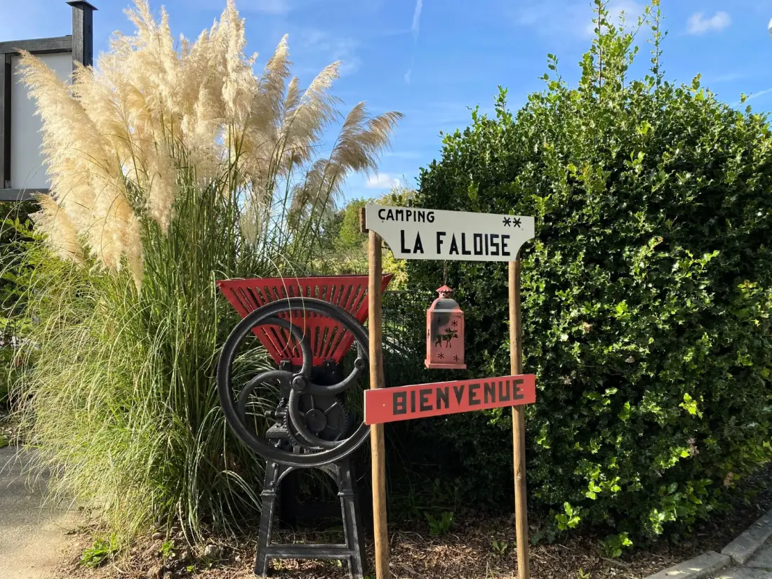 CAMPING LA FALOISE 2 étoiles★★