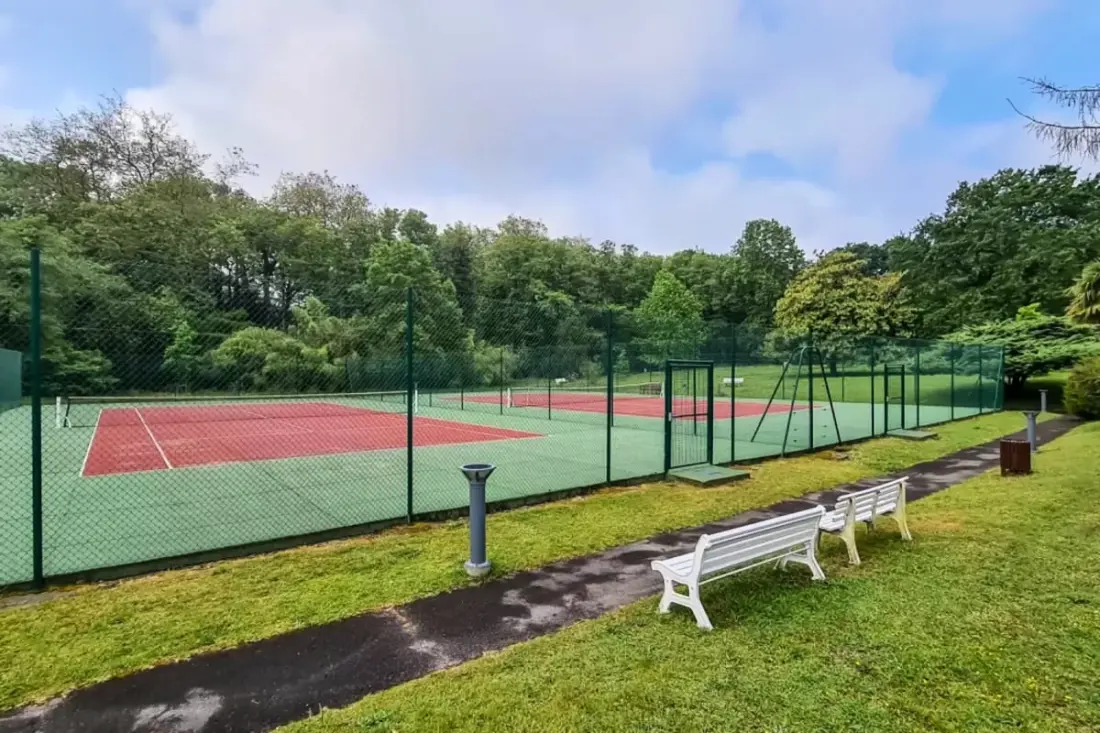 Studio Avec Piscine &amp; Tennis à Biarritz