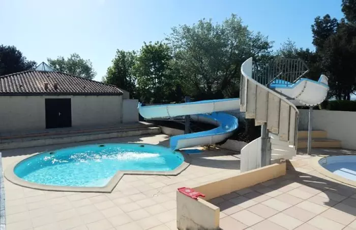 Camping A La Corniche Location Angoulins Sur Mer