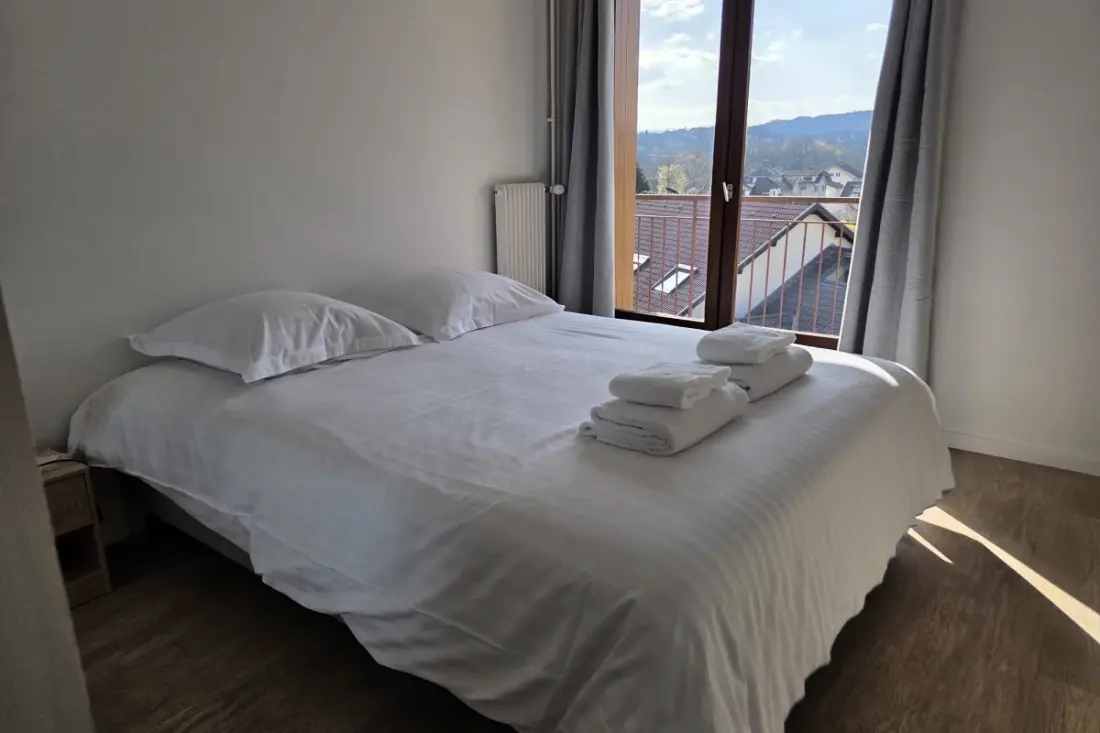 Appartement Lumineux Avec Balcon à Annecy