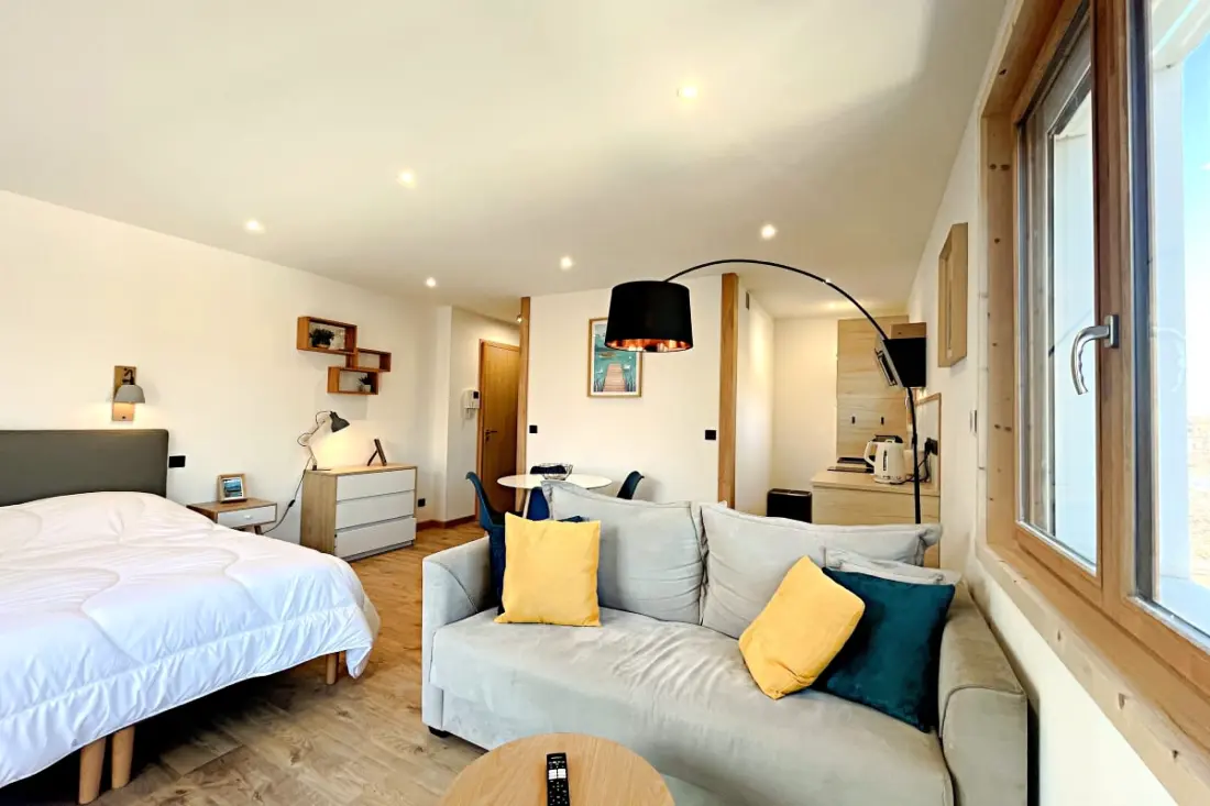 Beau Studio - 150 M Plage