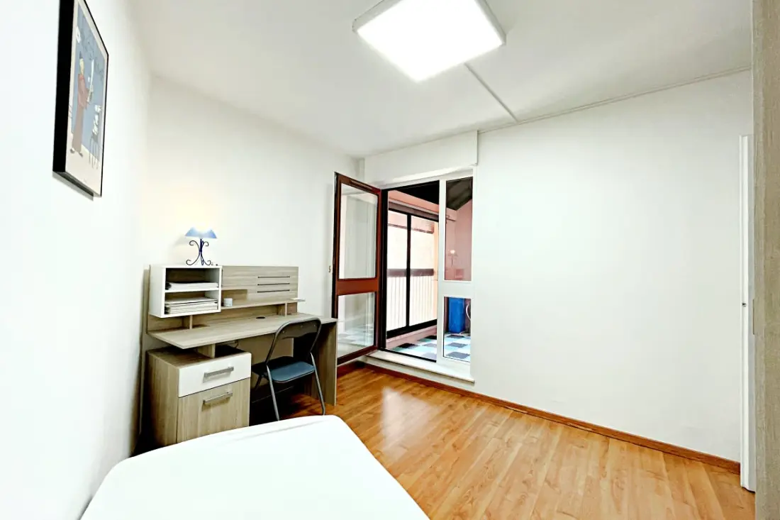 T4 Hypercentre + Balcon