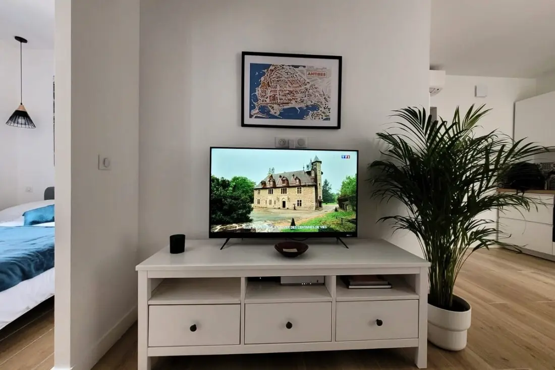 06an - Bel Appartement Au Cœur Du Vieil Antibes