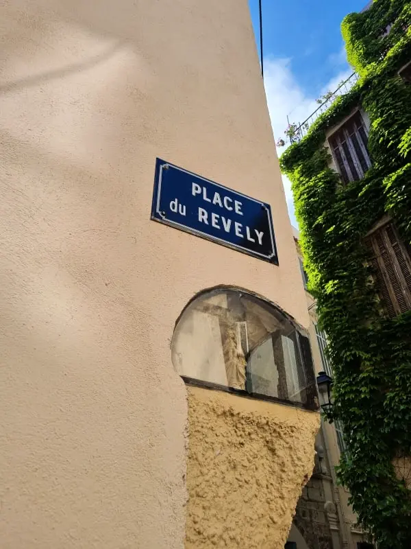 06an - Bel Appartement Au Cœur Du Vieil Antibes