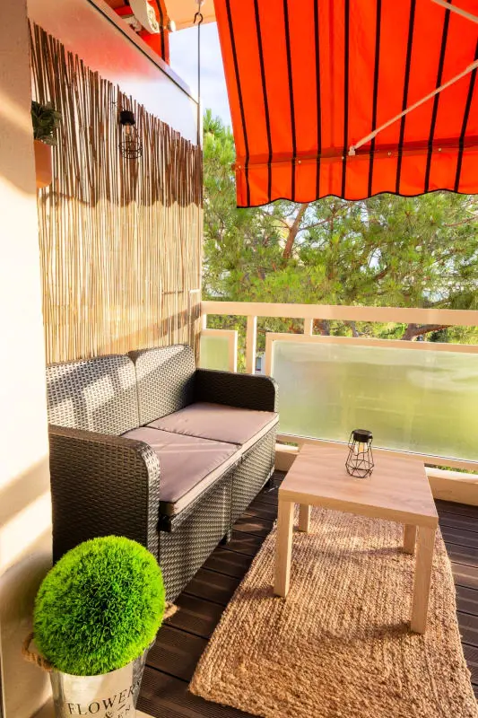 06k2 - Joli Studio Climatisé - Terrasse Vue Mer