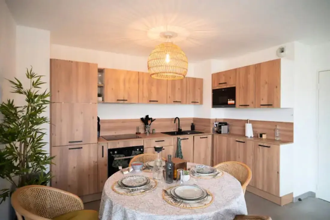 Appartement Avec Vue Sur Les Montagnes à Antibes