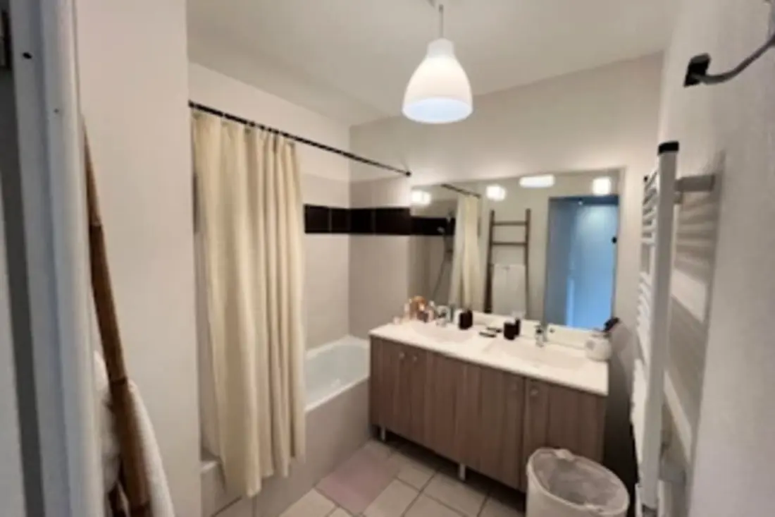 Appartement Charmant Avec 2 Balcons