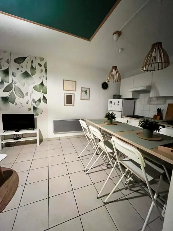 Appartement Charmant Avec 2 Balcons
