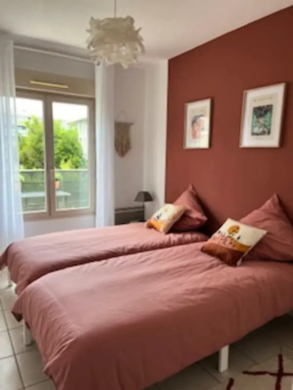 Appartement Charmant Avec 2 Balcons