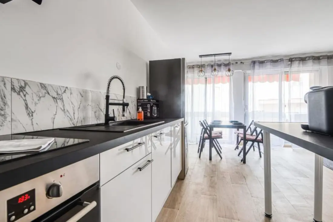 Appartement Lumineux Avec Vue à Antibes