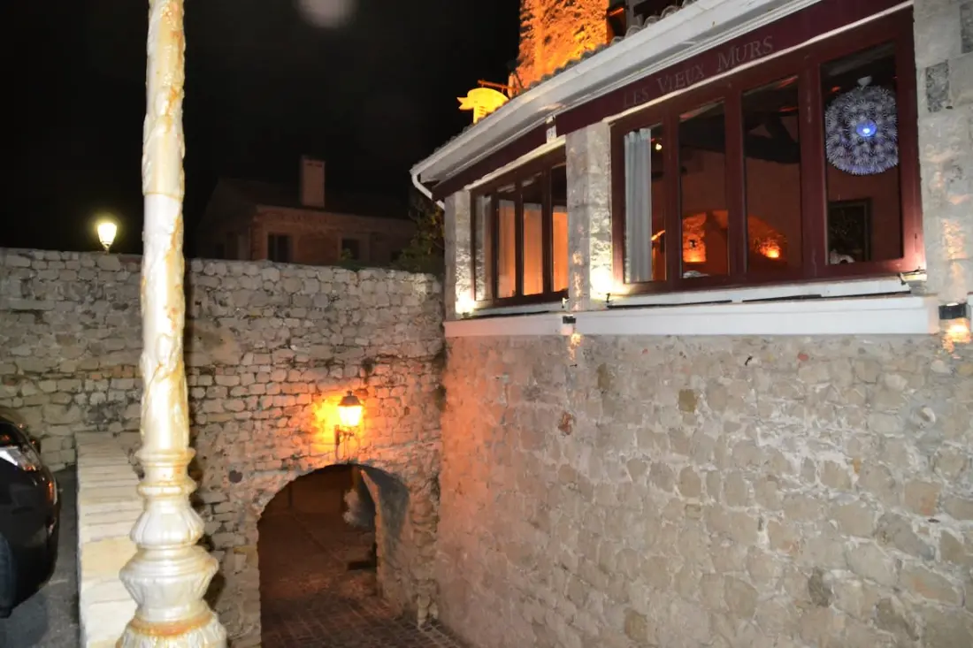 Charmant Duplex Au Coeur Du Vieil Antibes, 3 Pers