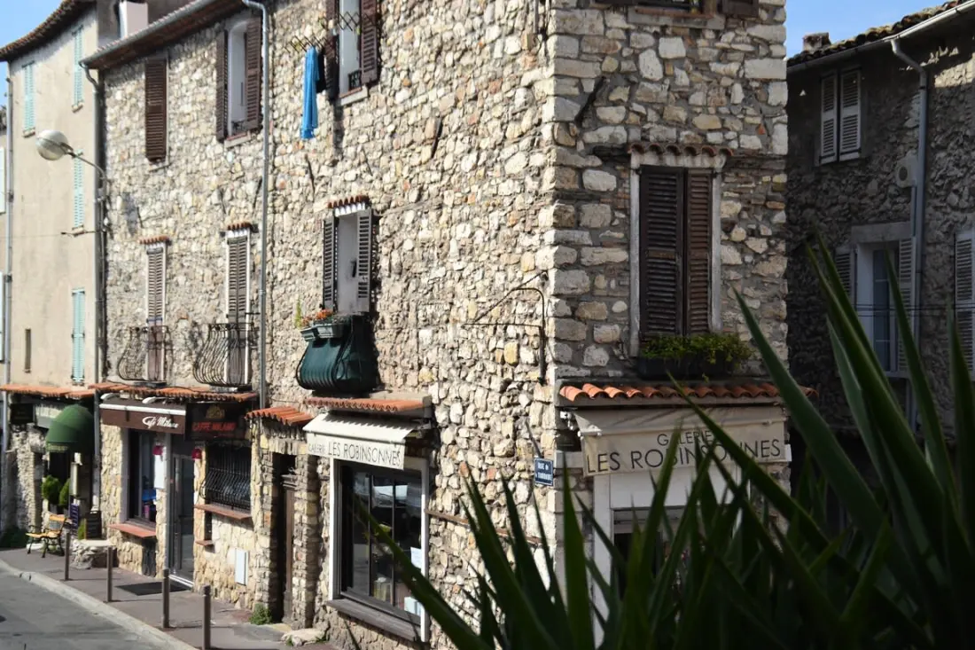 Charmant Duplex Au Coeur Du Vieil Antibes, 3 Pers