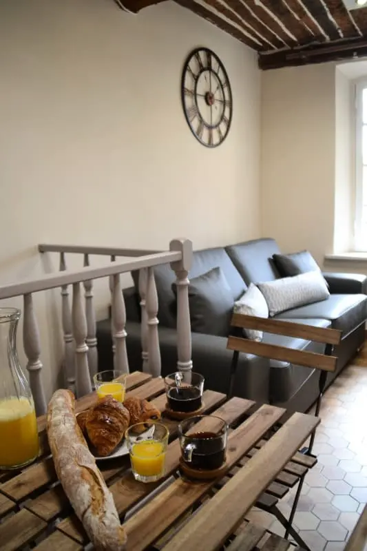 Charmant Duplex Au Coeur Du Vieil Antibes, 3 Pers
