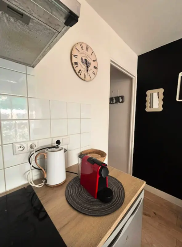 Charmant Studio Pour Deux Avec Balcon à Antibes.