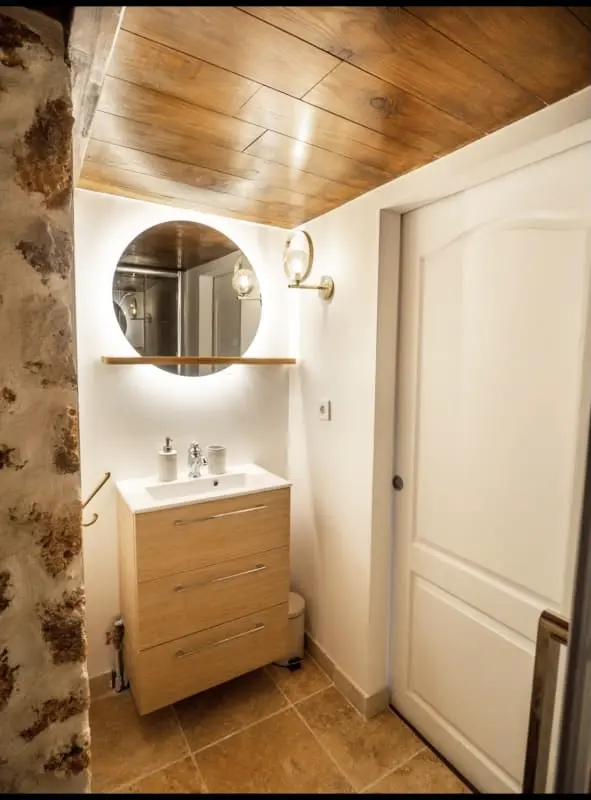 Joli Studio Climatisé - Vieil Antibes