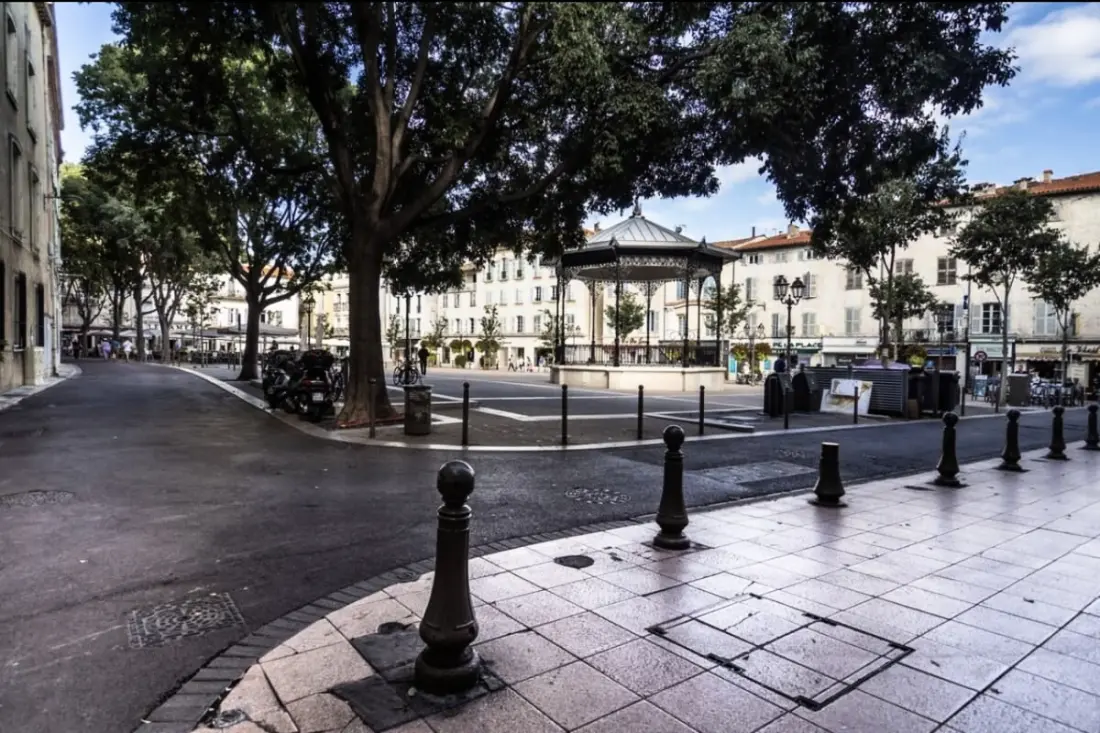 Joli Studio Climatisé - Vieil Antibes