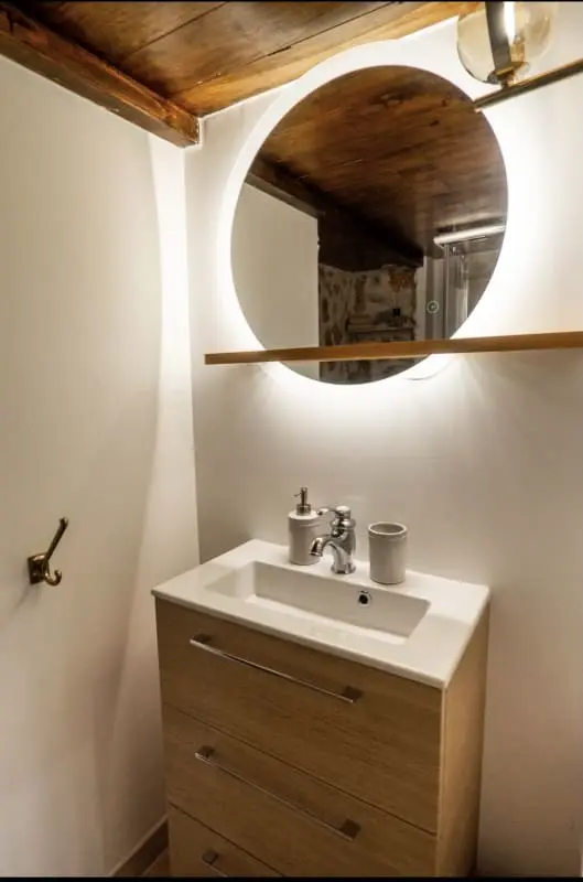 Joli Studio Climatisé - Vieil Antibes