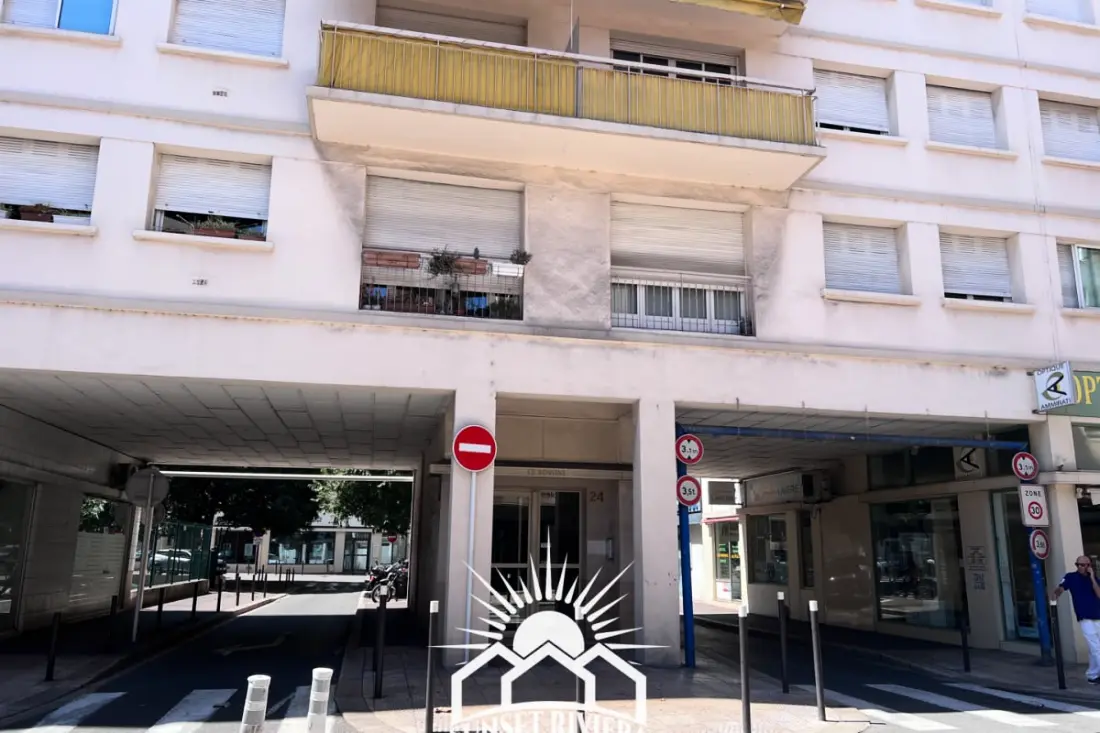 Le Rossini Centre Antibes, Airco, Parking Pour 4 By Sunset