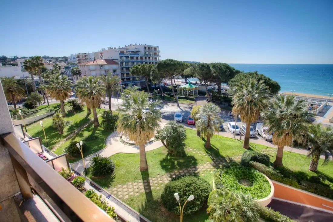 Studio Avec Terrasse En Front De Mer