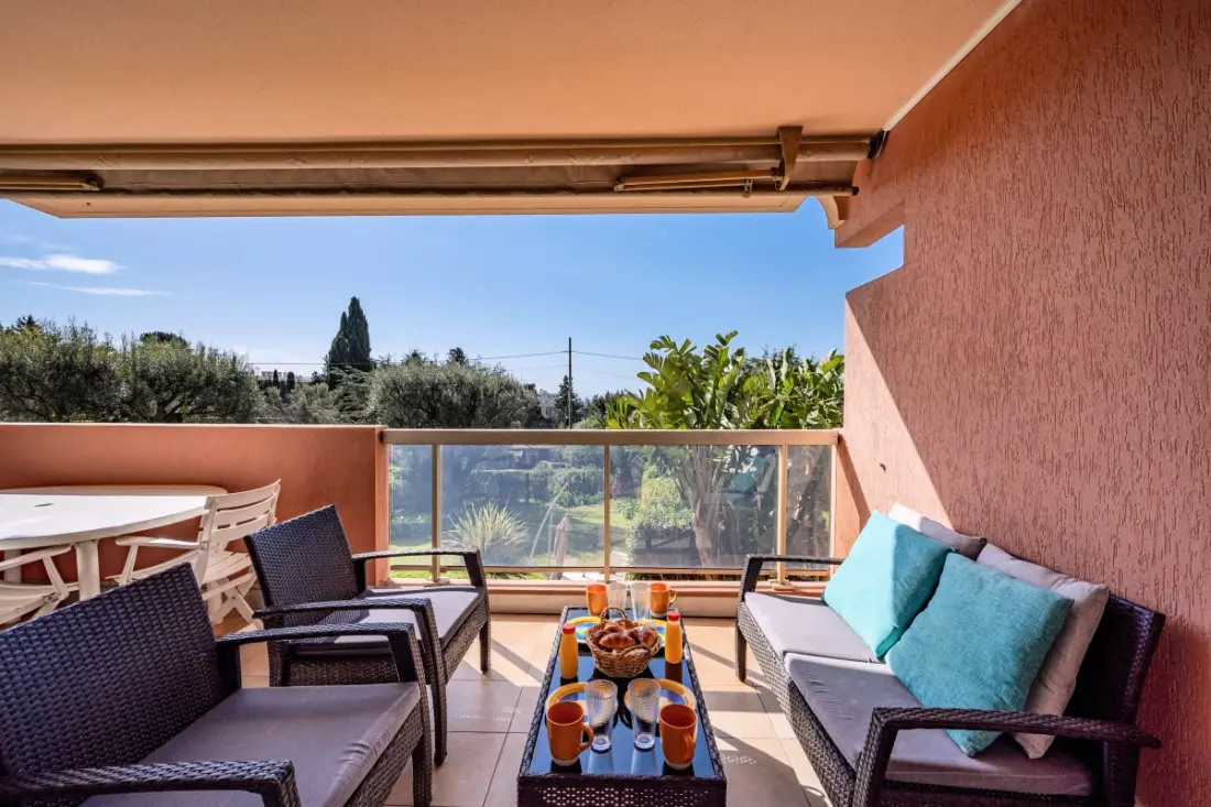 La Badine Appartement Airco Piscine  Pour 4 By Sunset