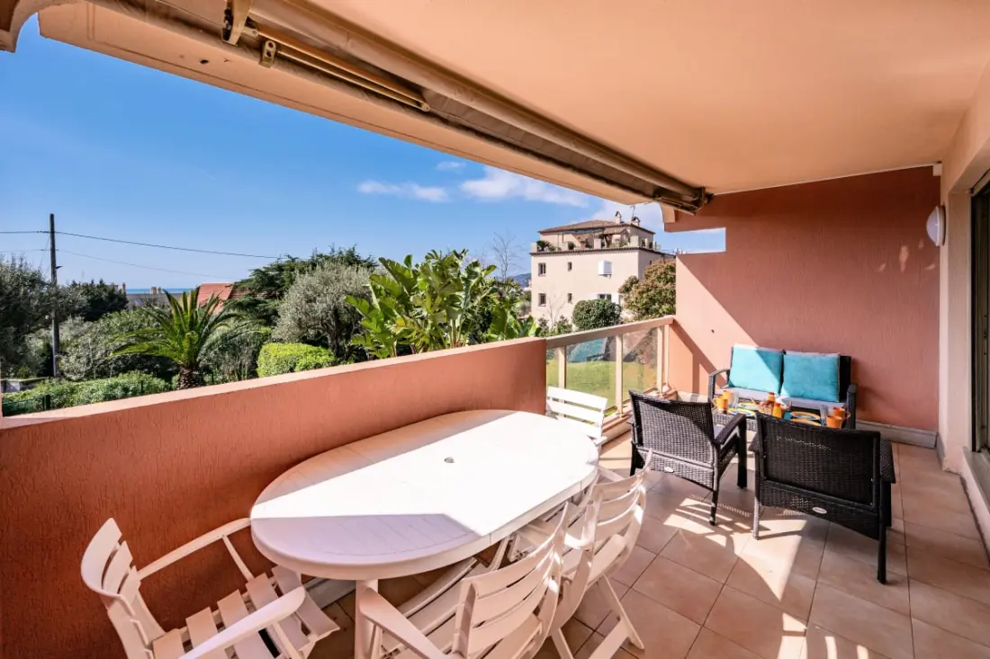 La Badine Appartement Airco Piscine  Pour 4 By Sunset