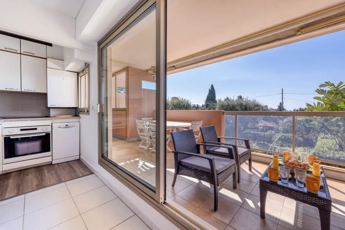 La Badine Appartement Airco Piscine  Pour 4 By Sunset