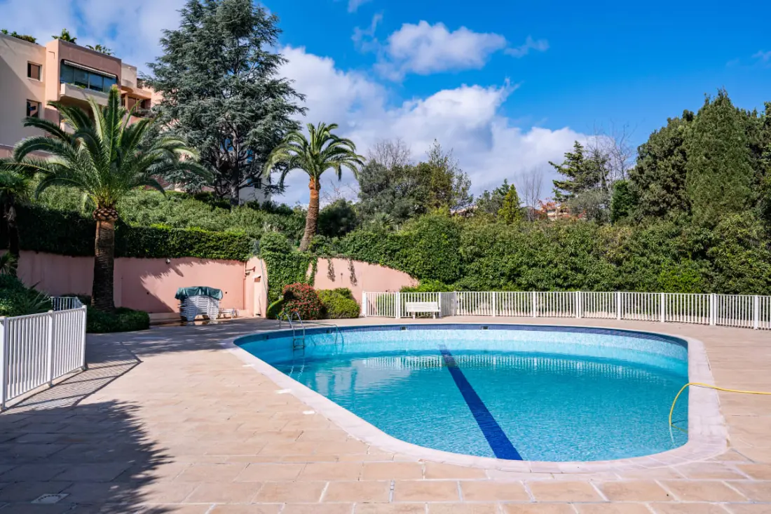 La Badine Appartement Airco Piscine  Pour 4 By Sunset