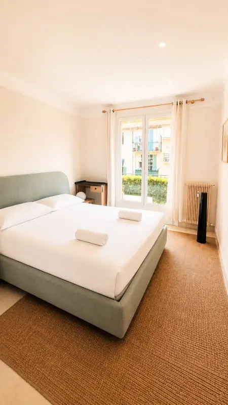 Résidence Appartement Lumineux Au Cœur Du Vieil Antibes Avec Balcons