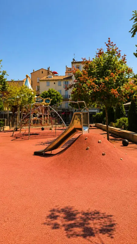 Résidence Appartement Lumineux Au Cœur Du Vieil Antibes Avec Balcons