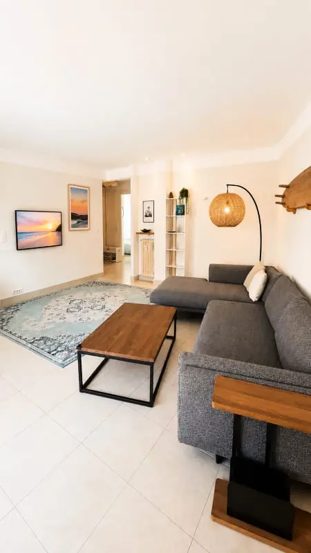 Résidence Appartement Lumineux Au Cœur Du Vieil Antibes Avec Balcons