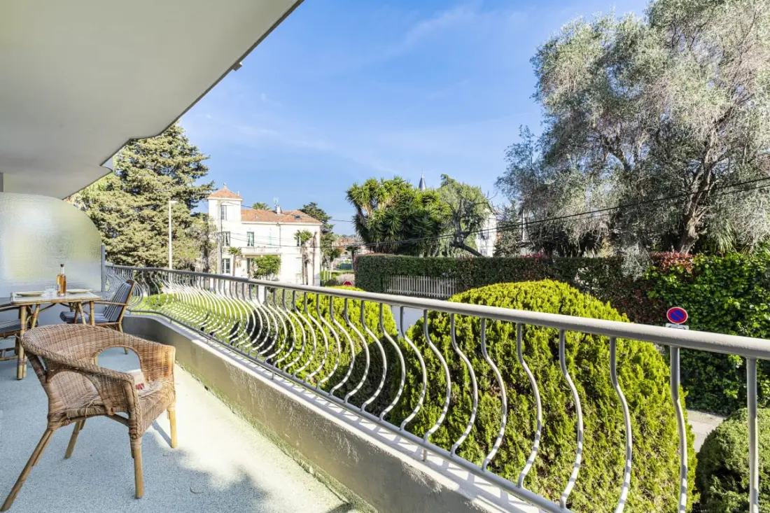 Au Cœur Du Cap D'antibes Bel Appart Avec Balcons