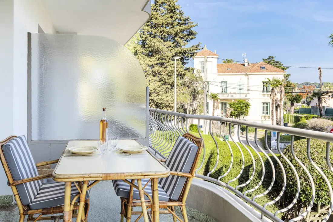 Au Cœur Du Cap D'antibes Bel Appart Avec Balcons
