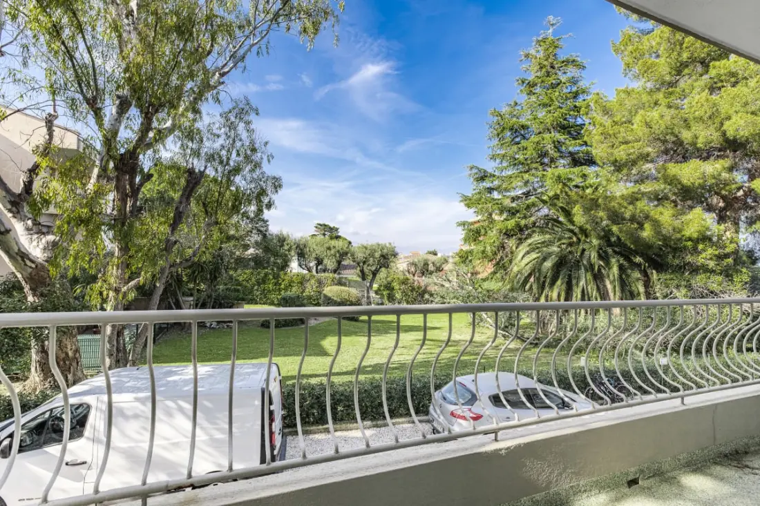 Au Cœur Du Cap D'antibes Bel Appart Avec Balcons