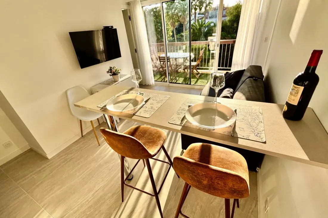 Résidence Tamanaco Beach T2 à 50m Des Plages, Terrasse, Piscine, Climatisation