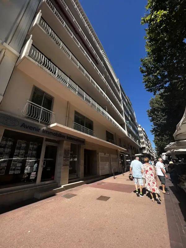 Résidence Appartement Tout Neuf Vue Mer Avec 2 Chambres Dans Antibes