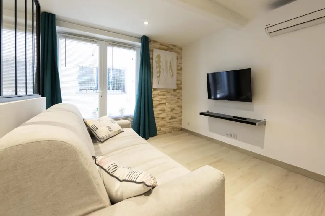 Résidence Logement Refait à Neuf Et Atypique Dans La Rue Fourmilière