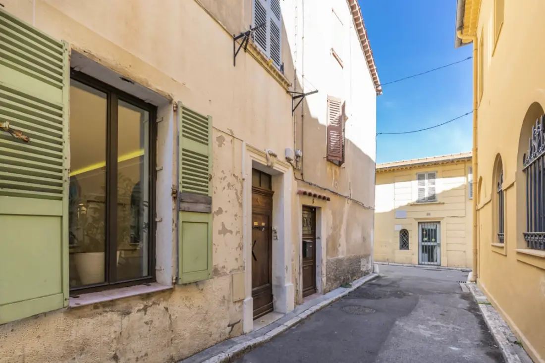 Résidence Bnb Renting Place Amiral Barnaud