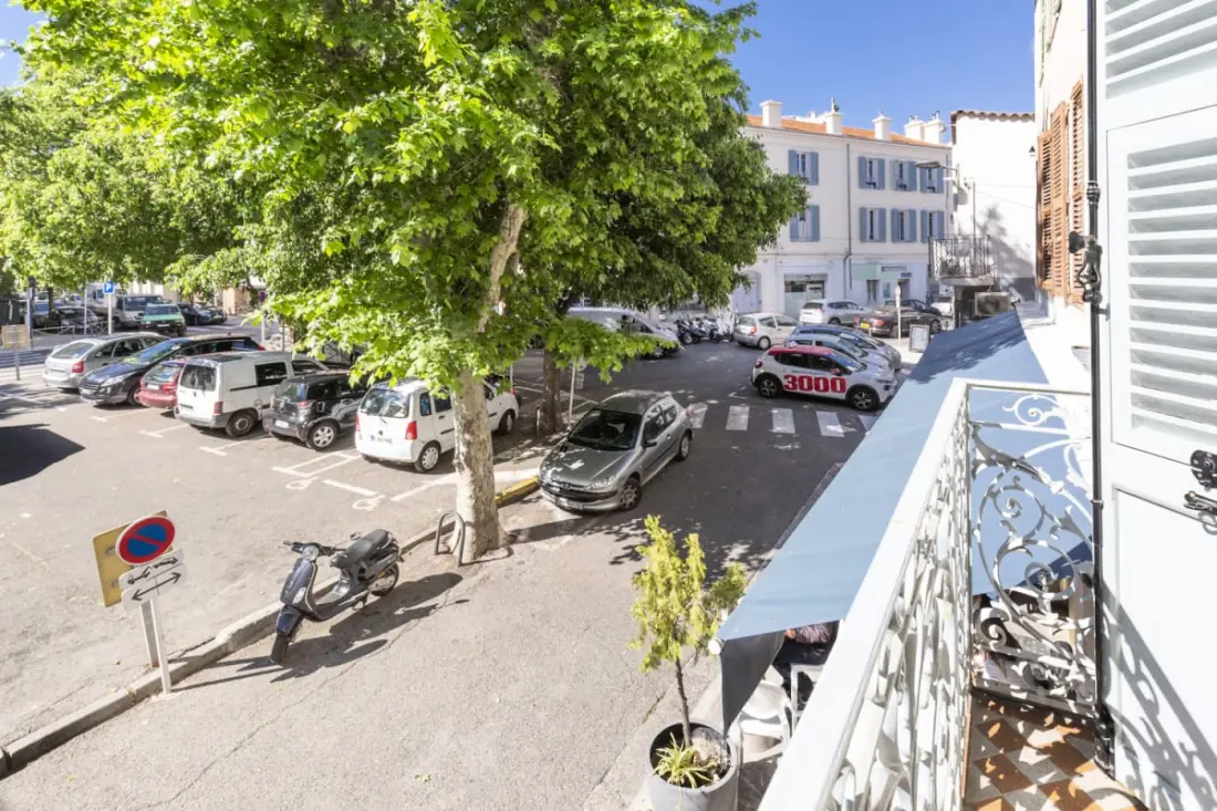 Résidence Bnb Renting Place Amiral Barnaud