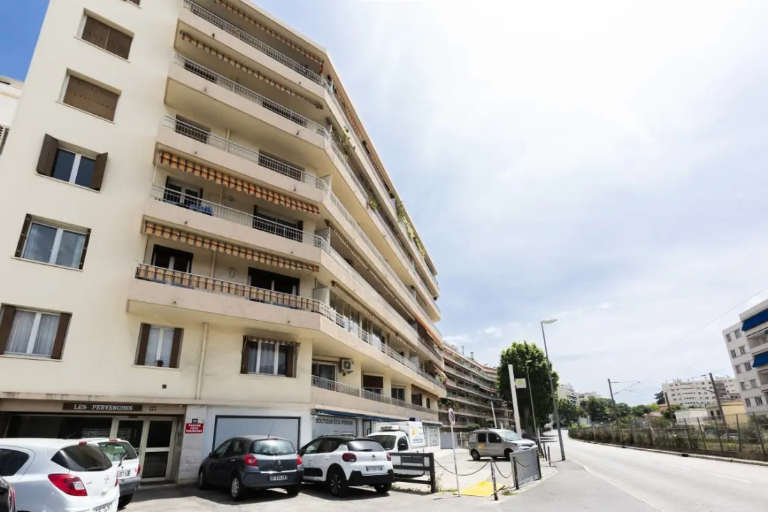 Résidence Centre D'antibes, Spacieux 3 Pièces Avec Terrasse Et Climatisation