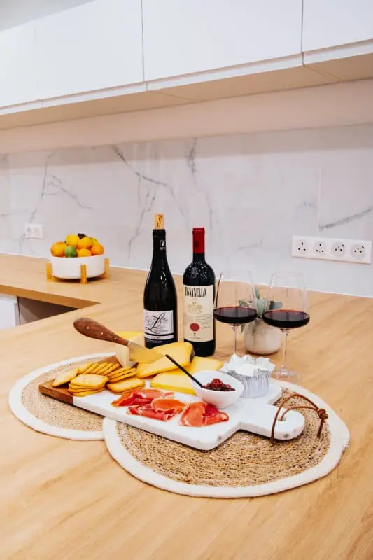 Résidence Charmante Maisonnette Entièrement Rénovée Dans La Vieille Ville D'antibes