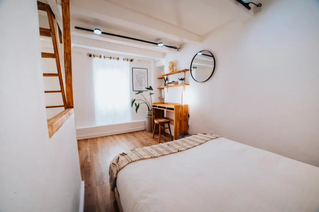 Résidence Charmante Maisonnette Entièrement Rénovée Dans La Vieille Ville D'antibes