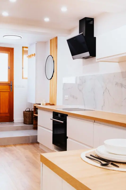 Résidence Charmante Maisonnette Entièrement Rénovée Dans La Vieille Ville D'antibes