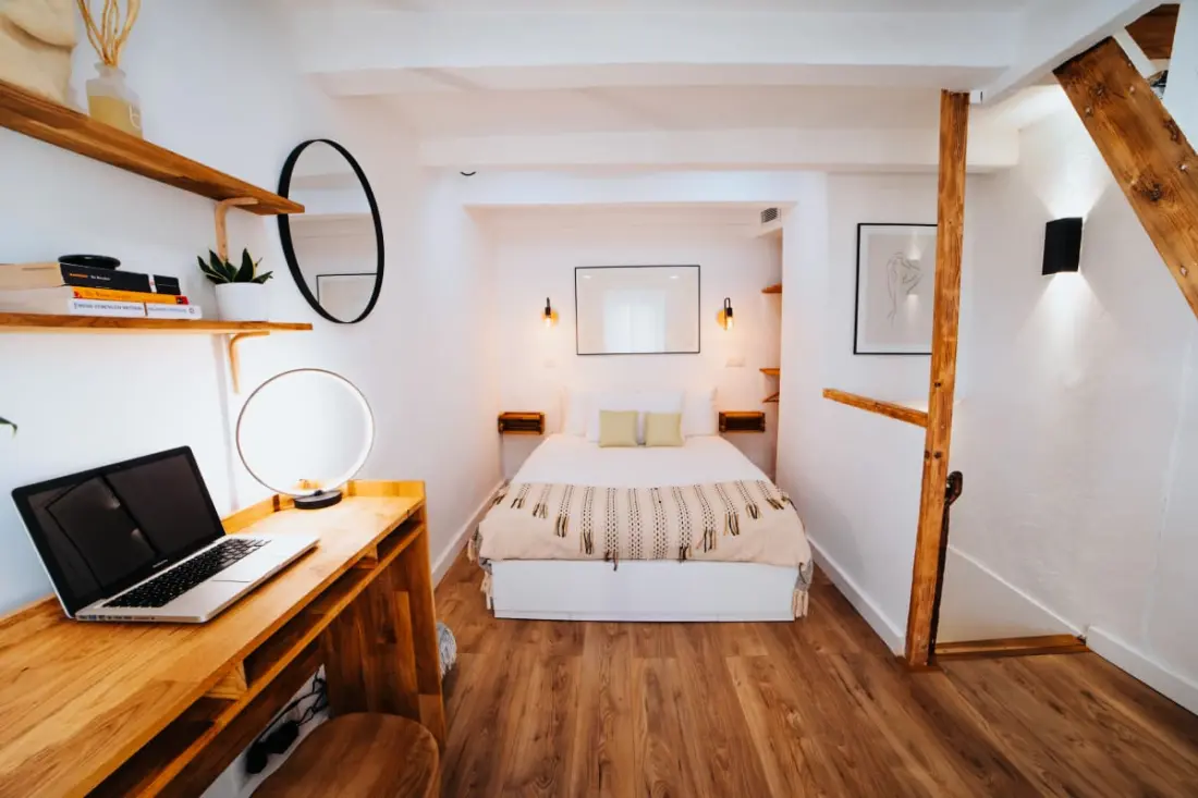 Résidence Charmante Maisonnette Entièrement Rénovée Dans La Vieille Ville D'antibes