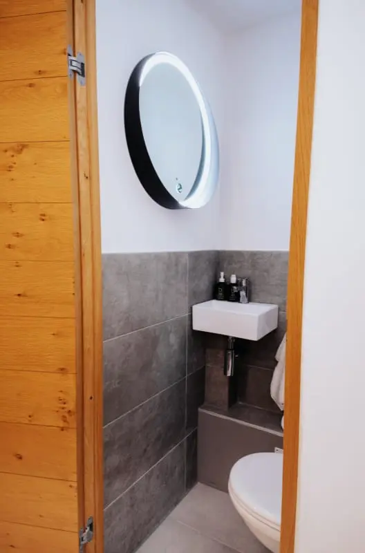 Résidence Charmante Maisonnette Entièrement Rénovée Dans La Vieille Ville D'antibes