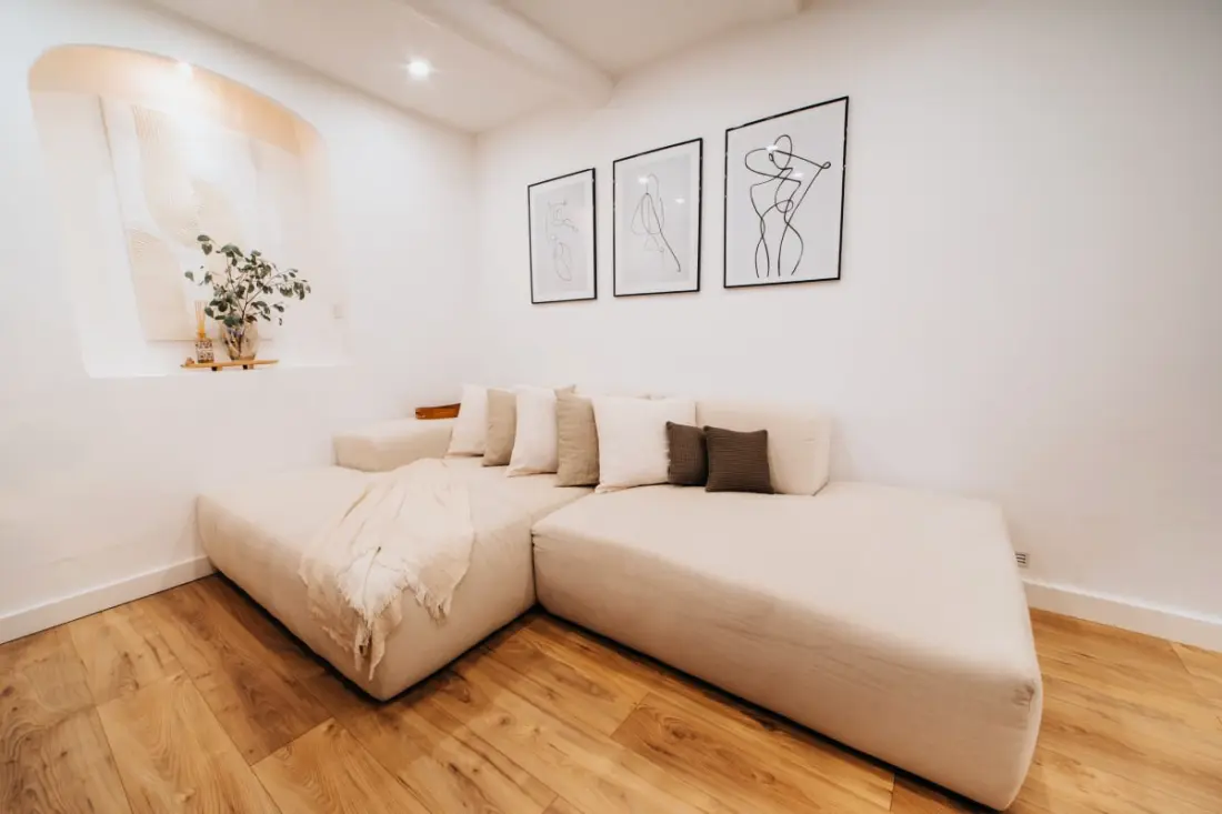 Résidence Charmante Maisonnette Entièrement Rénovée Dans La Vieille Ville D'antibes