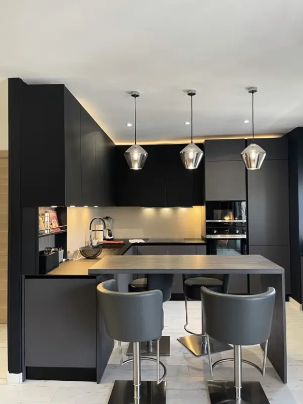 Résidence Deux Pièces Spacieux Place De Gaulle Centre-ville D'antibes Avec Extérieur
