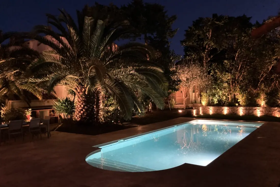 Résidence Havre De Paix Au Cap D'antibes, Piscine Chauffée, à Deux Pas Des Plages