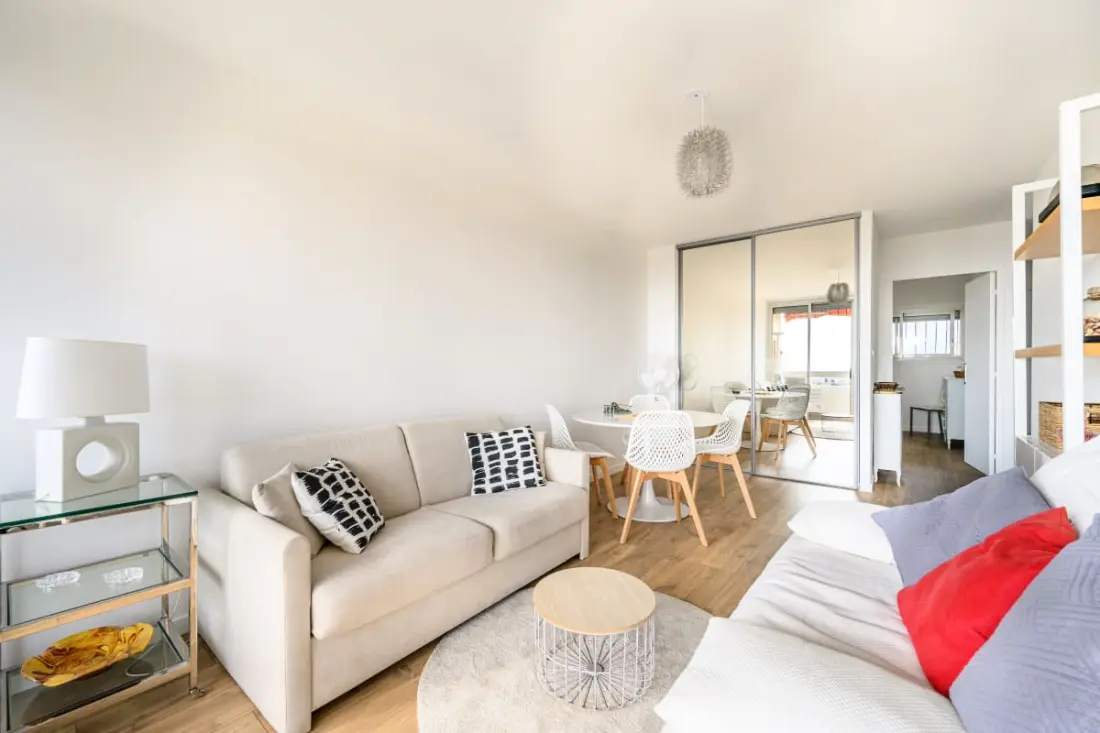 Lumineux Appt Avec Balcon Et Vue Sur Mer