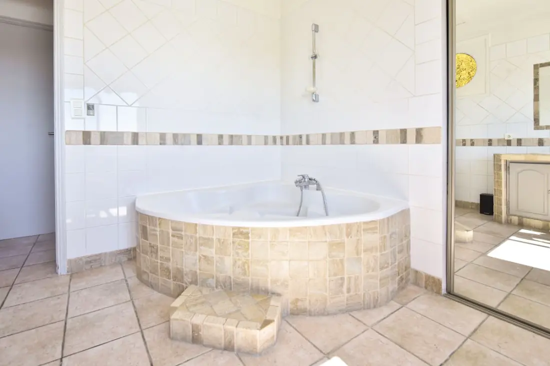 Résidence Maison Avec, Piscine &amp; Vue Mer - Antibes